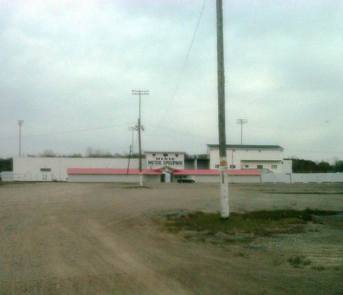 Dixie Motor Speedway - ENTRANCE FROM RANDY